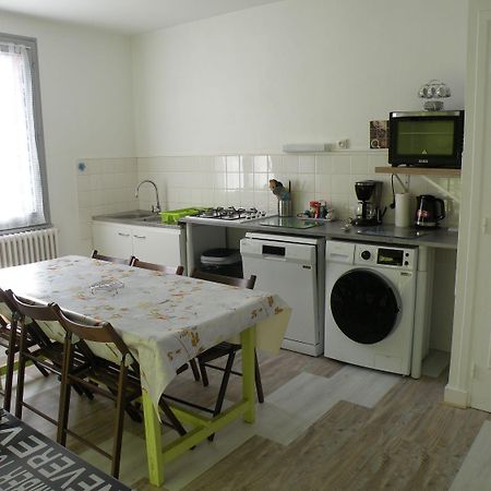Tulipe, Appartement 5 Personnes, Entre Sancy Et Volcans D'Auvergne Orcival Exterior photo